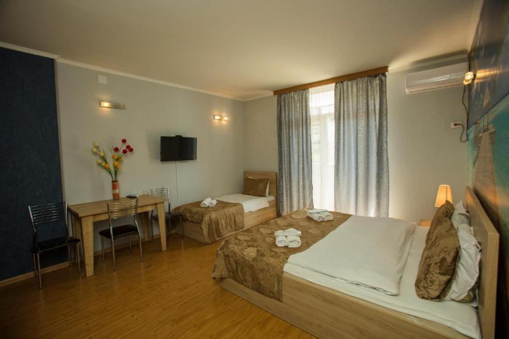 Luxury Apartments Батуми Экстерьер фото