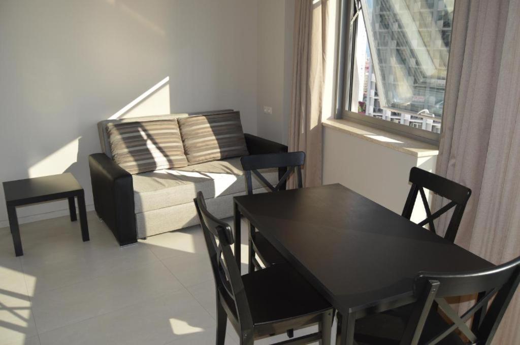Luxury Apartments Батуми Экстерьер фото